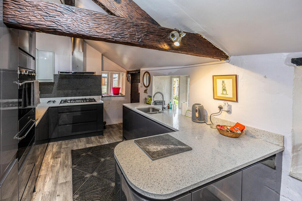 NHElland-061124-5...