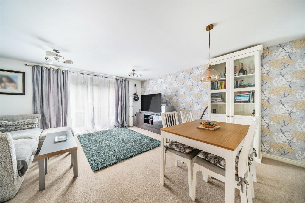 Living/Dining Room
