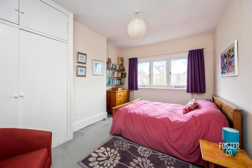 Bigwood Avenue, 21-008.JPG