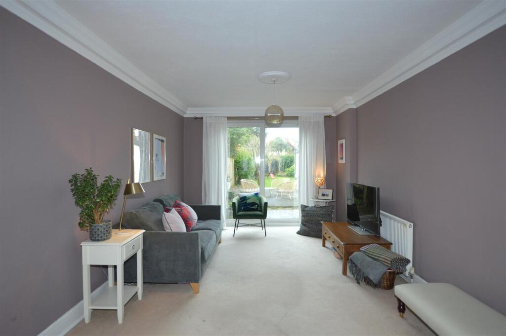 5 Millwood Road 2025 liv a.JPG