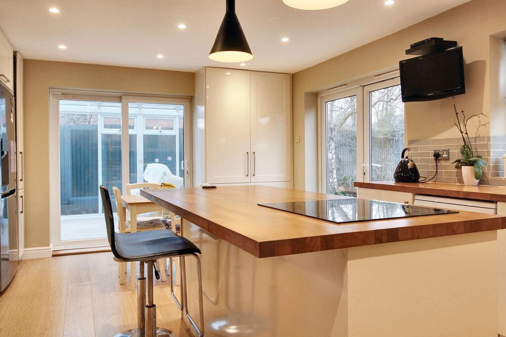 kitchen breakfast room