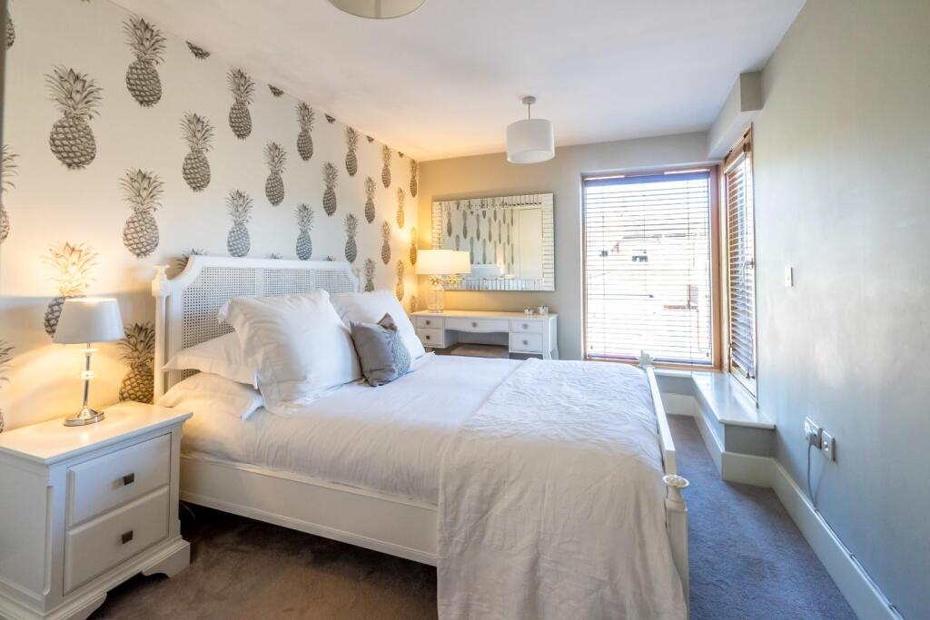 flat 4 80 alma terrace-7.jpg