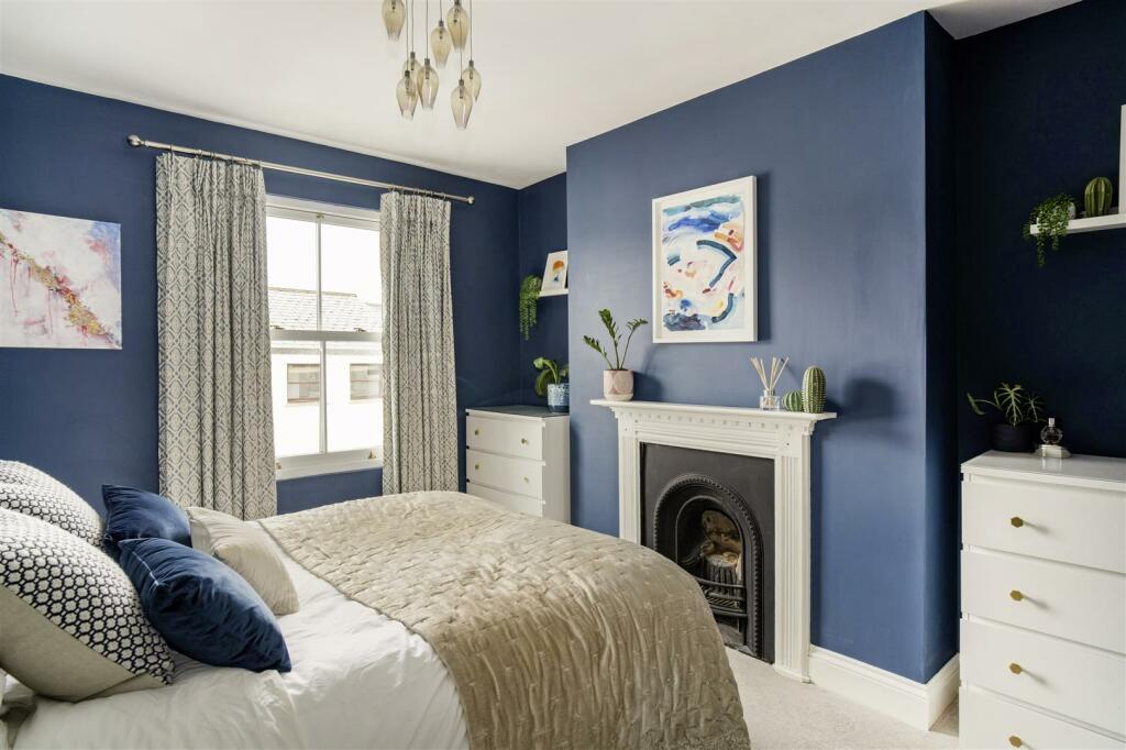 68259_43 Fairview Street Cheltenham (12).jpg