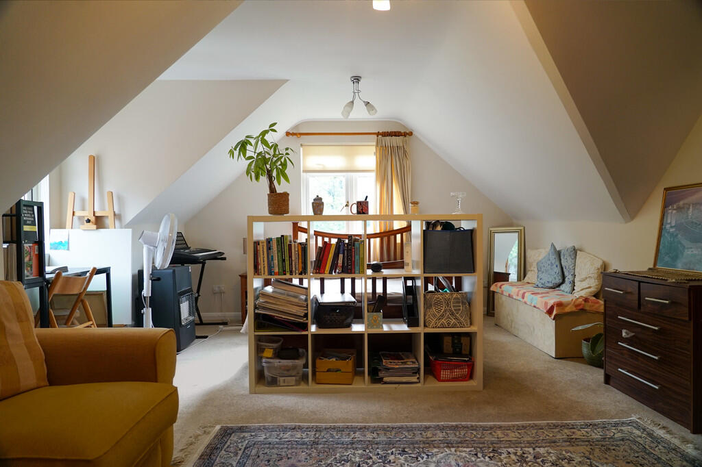 Mulberry Cottage-...