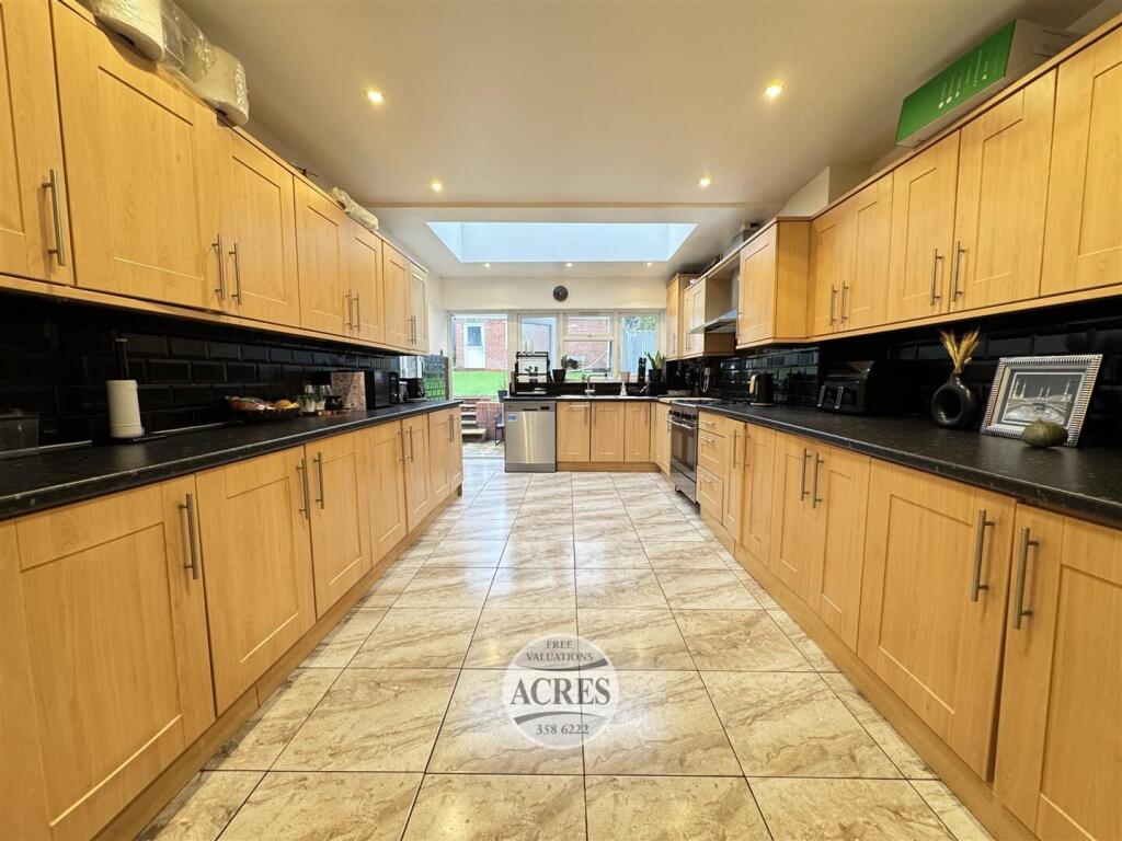 IMG_8680 (Large).jpg