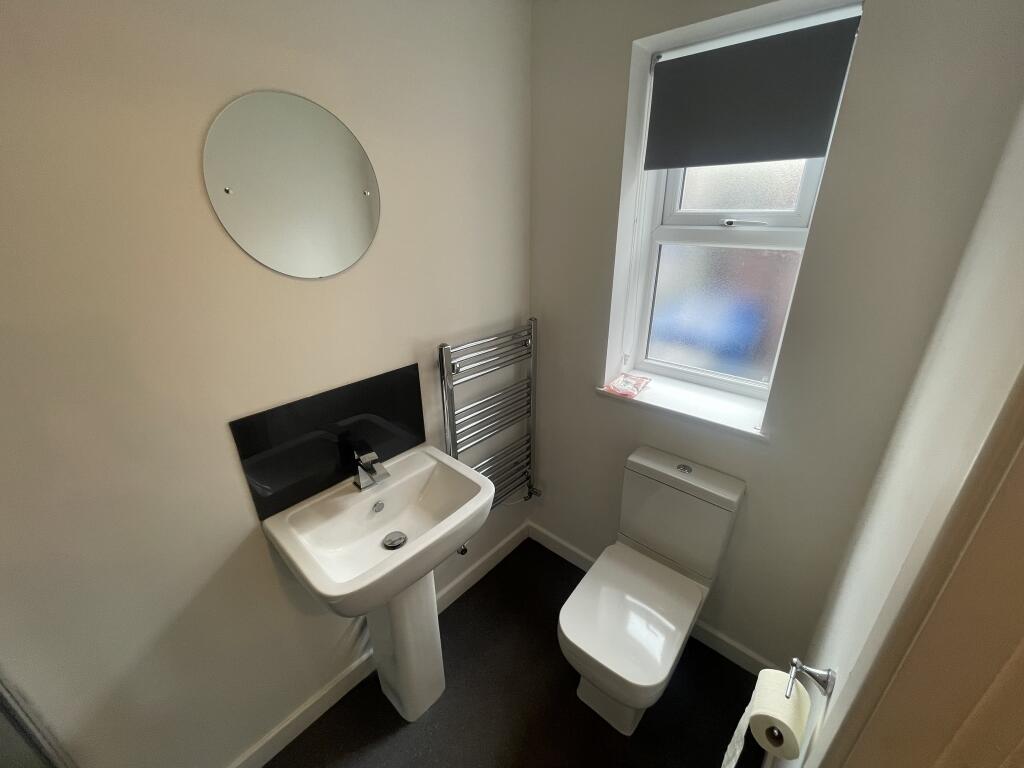 TOILER
