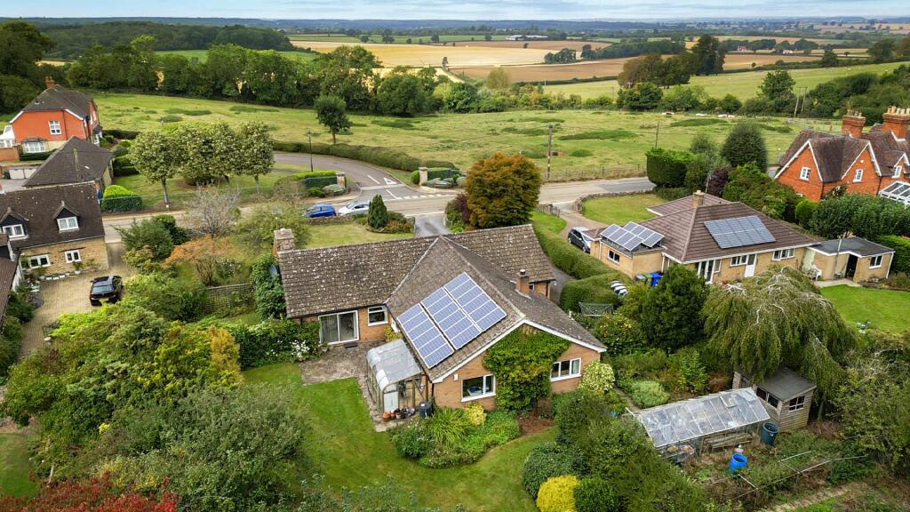 39 High Street, Whittlebury