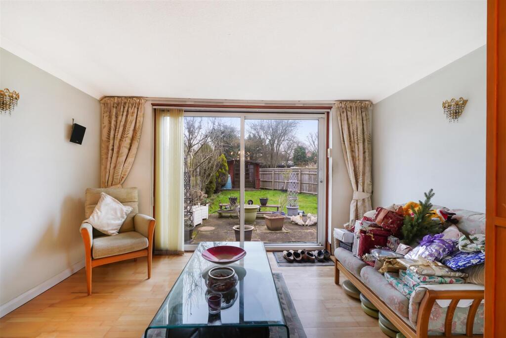 21 Oldborough Road - UX1e2OSTGNXZCMEKHILE.jpg