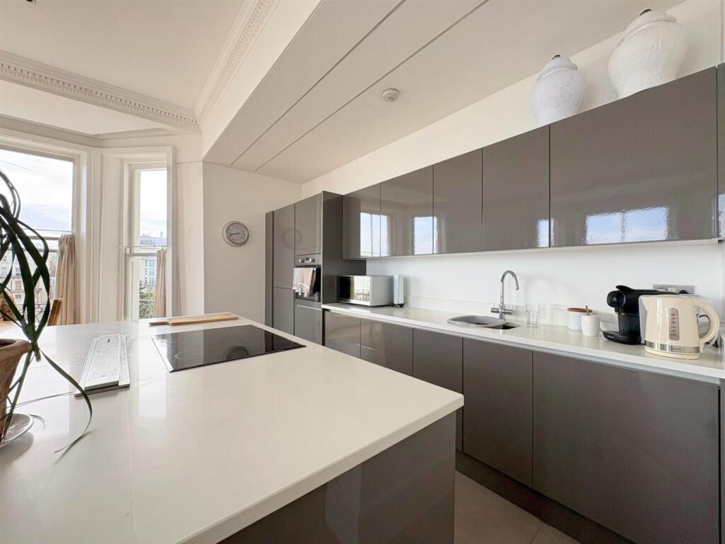 Kitchen/Living Room