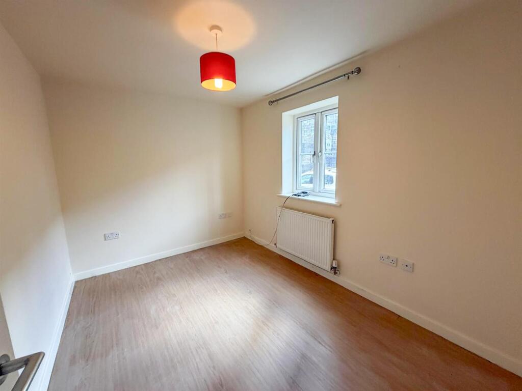 4 bed townhouse, Silsden