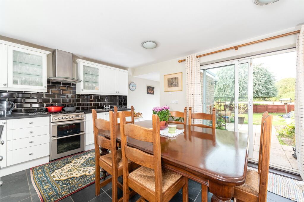 Kitchen/Dining