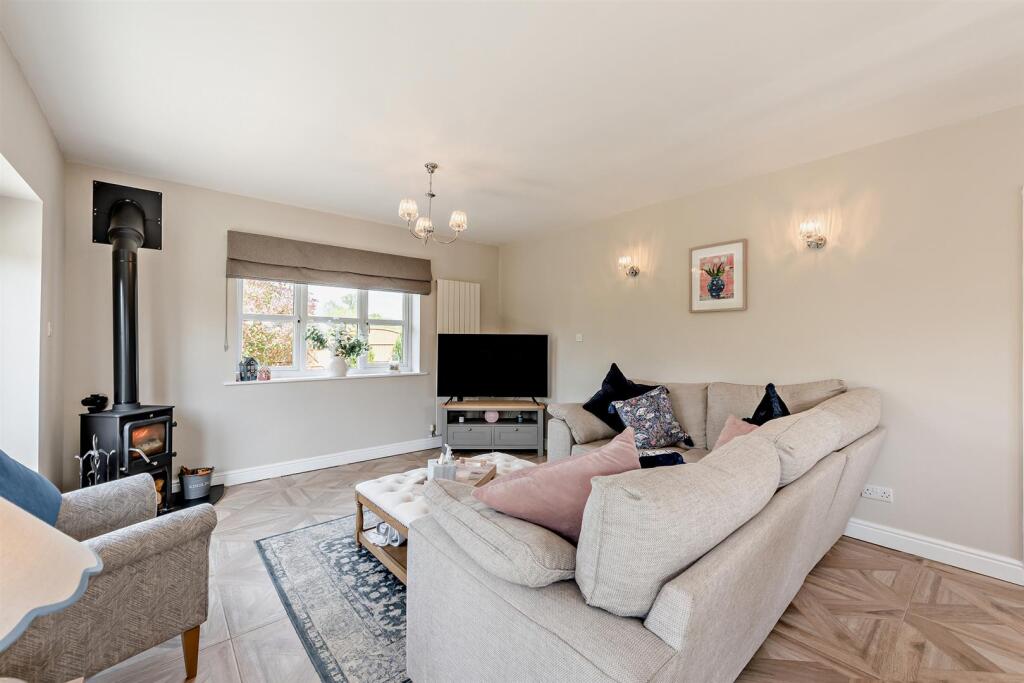 8644613-interior06-800.jpg