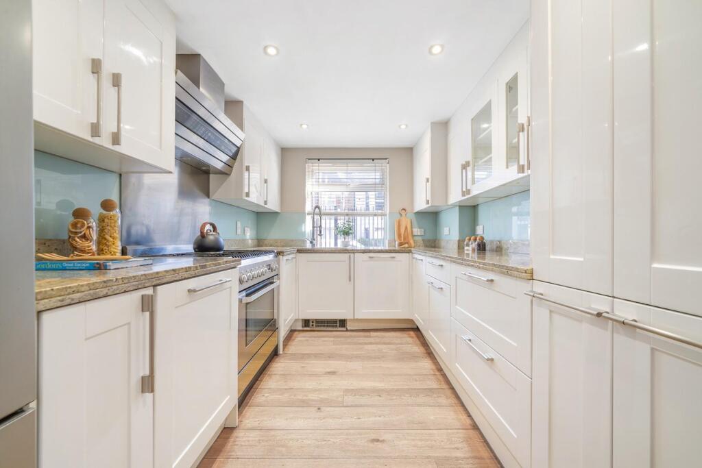 Kitchen.jpg