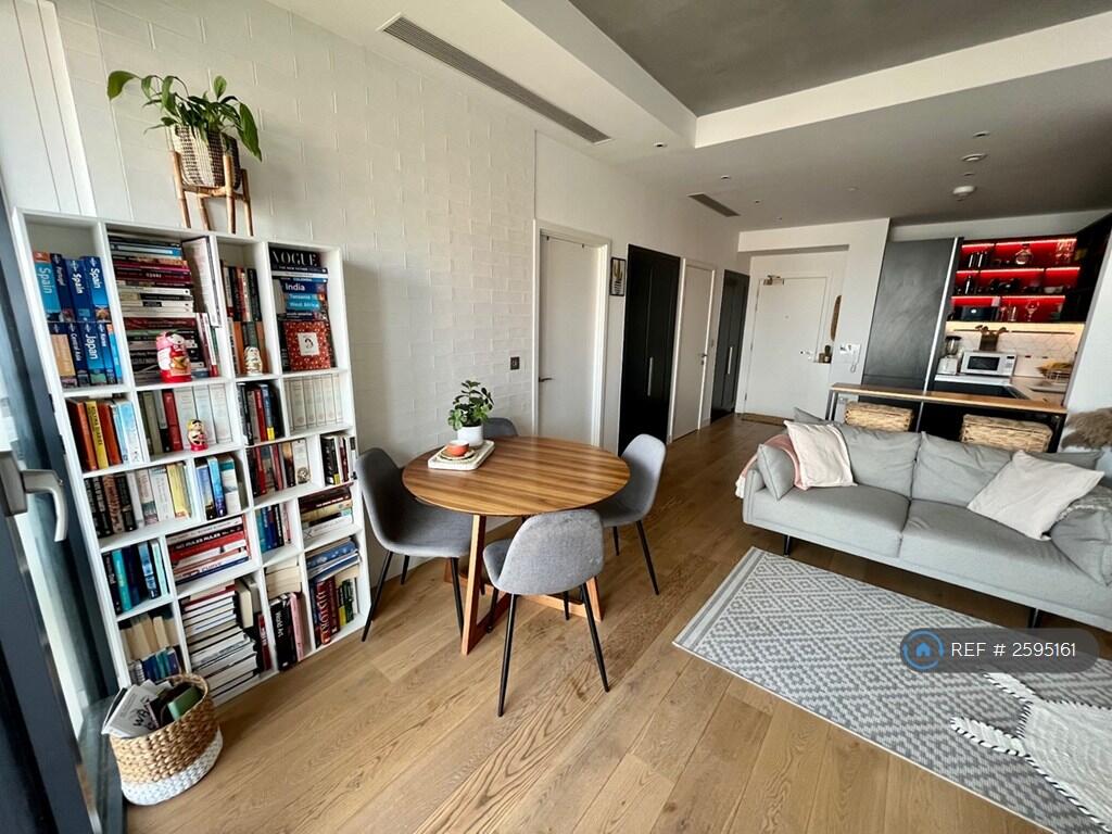 Lounge 3