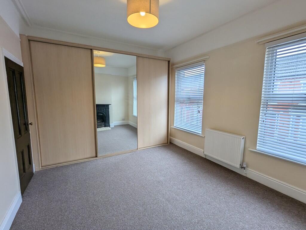 PXL_20251003_1100...