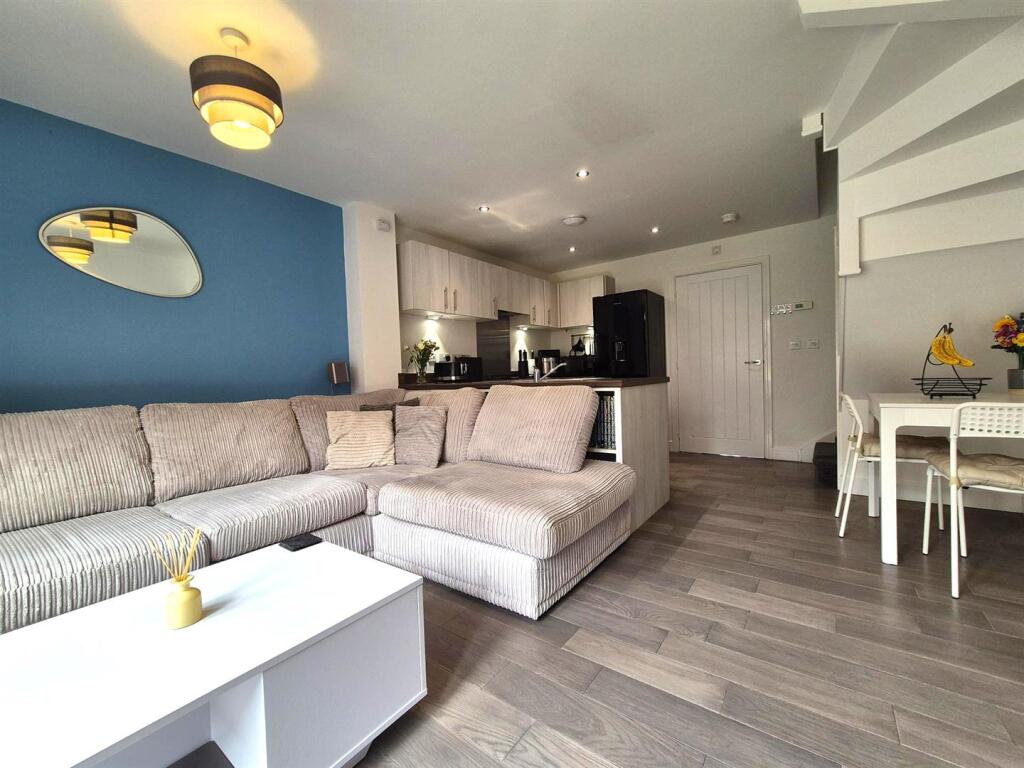 Open Plan Lounge/Diner/Kitchen