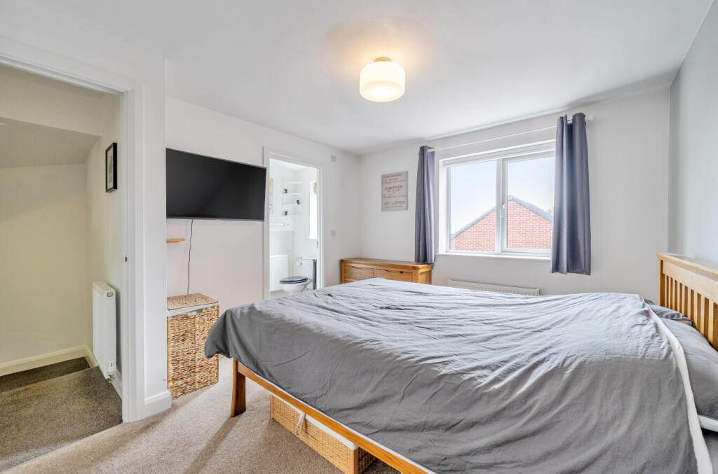 1343885-30-68b599...