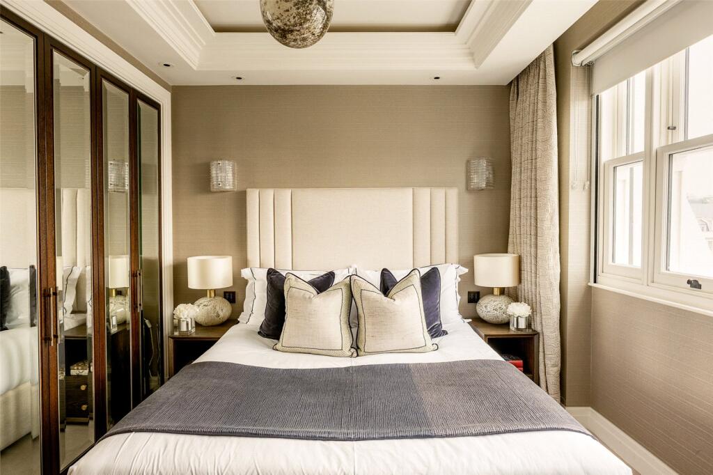 Double Bedroom