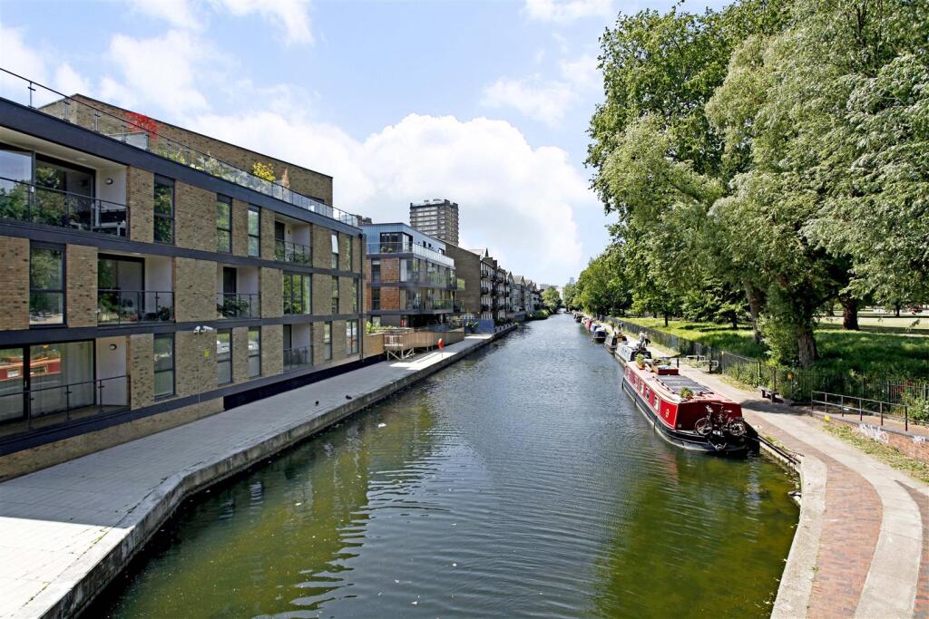 Hertford Union Canal