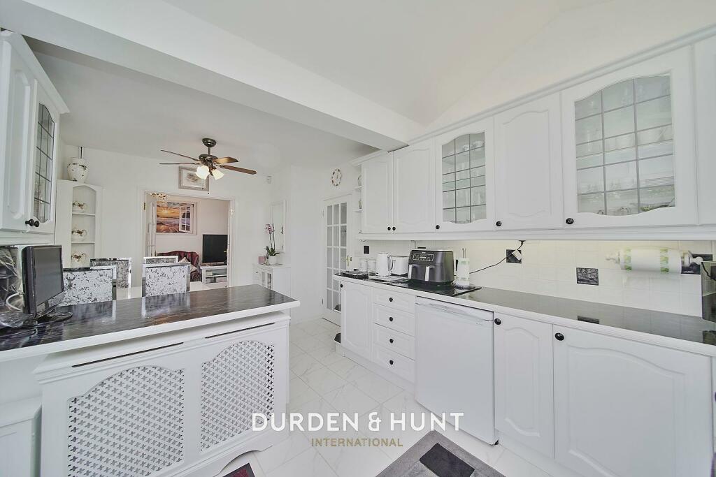 Lambourne 31_result.jpg