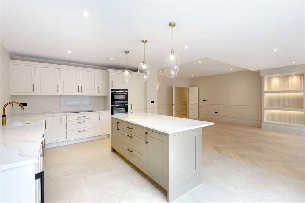 Kitchen/Dining