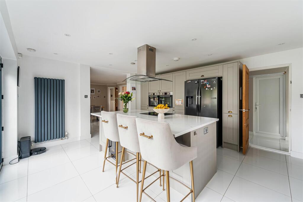 Kitchen/Breakfast Room