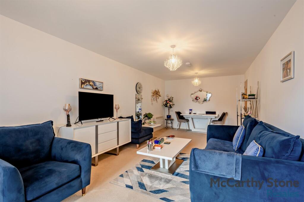 8641038-interior15-800.jpg
