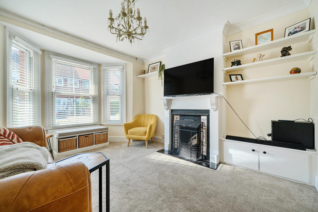 17-6820ee366698e-...