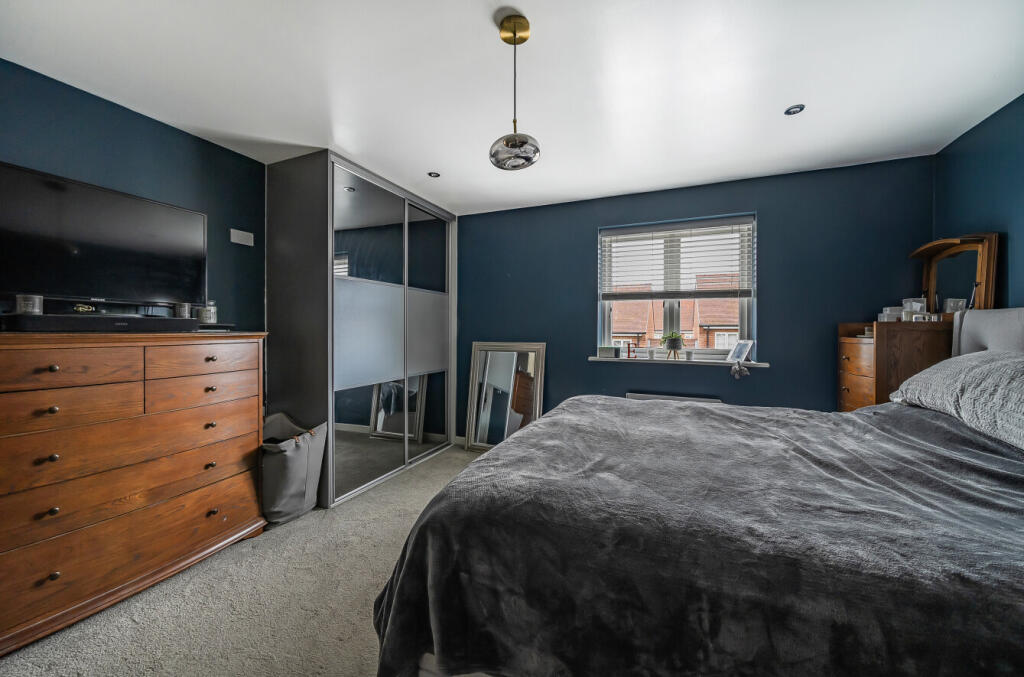 15-682206479d7e2-...