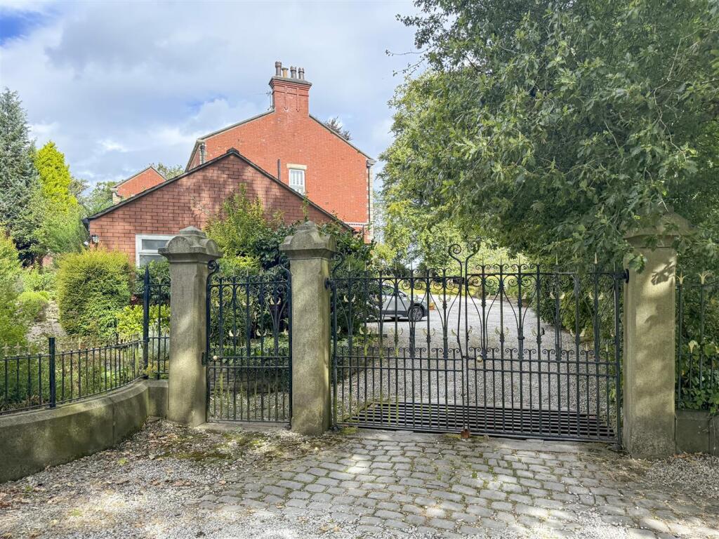 Private Gated Access