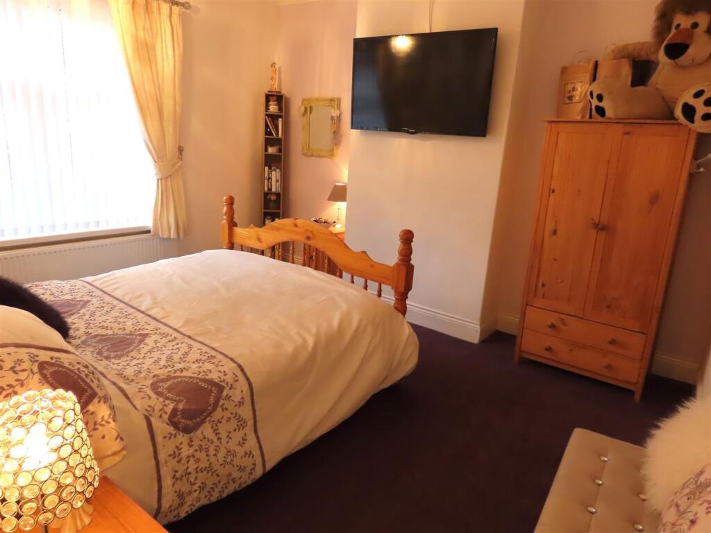 BEDROOM TWO