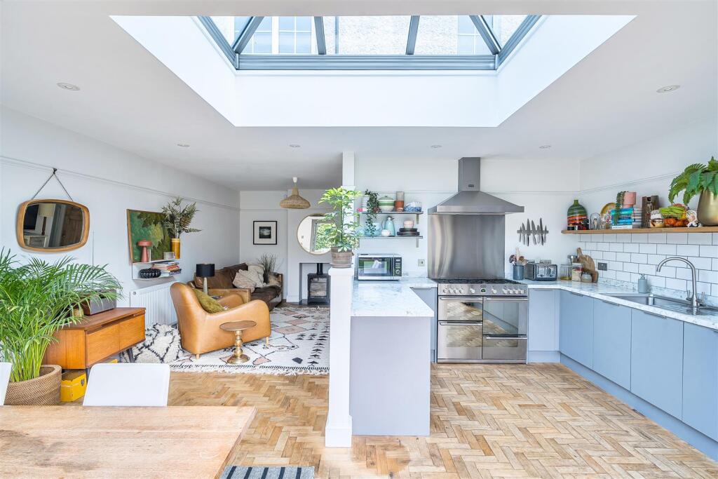 Kitchen/Diner/Family Room