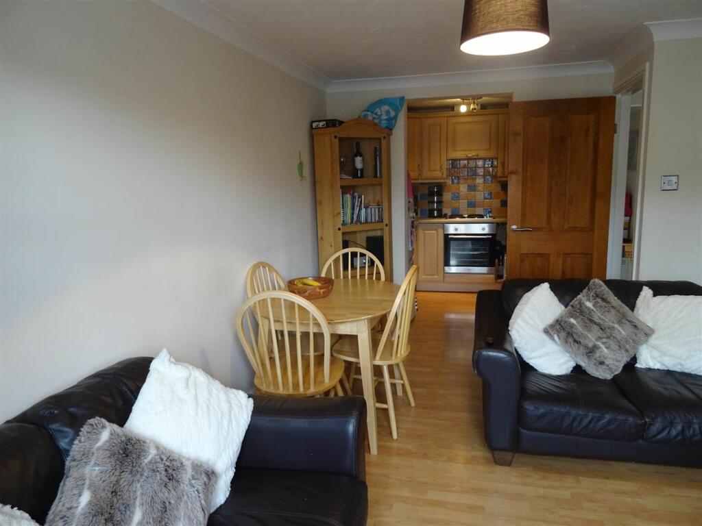 Living/Dining Room