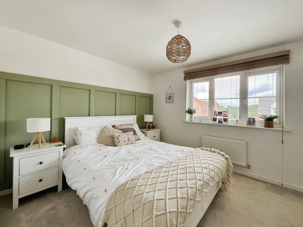 69a03493-97-4C00-A591-1F5913338186-609-00000032A9FDCD2B