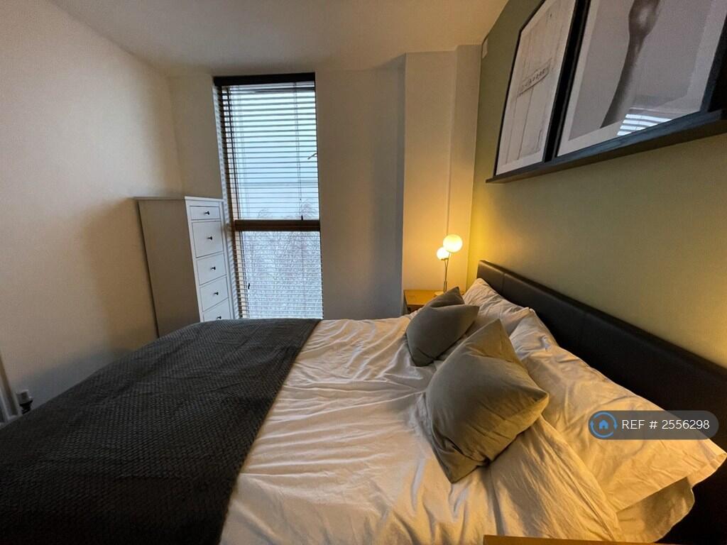 Bedframe (Double) And Mattress Included