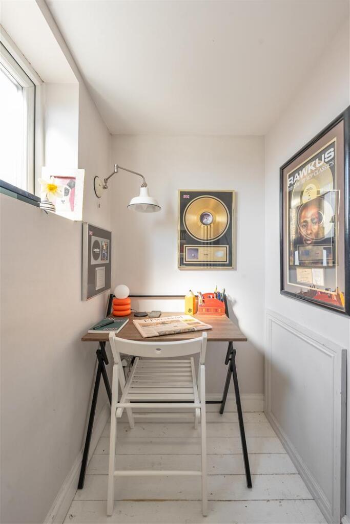 Folkestone Road, E17