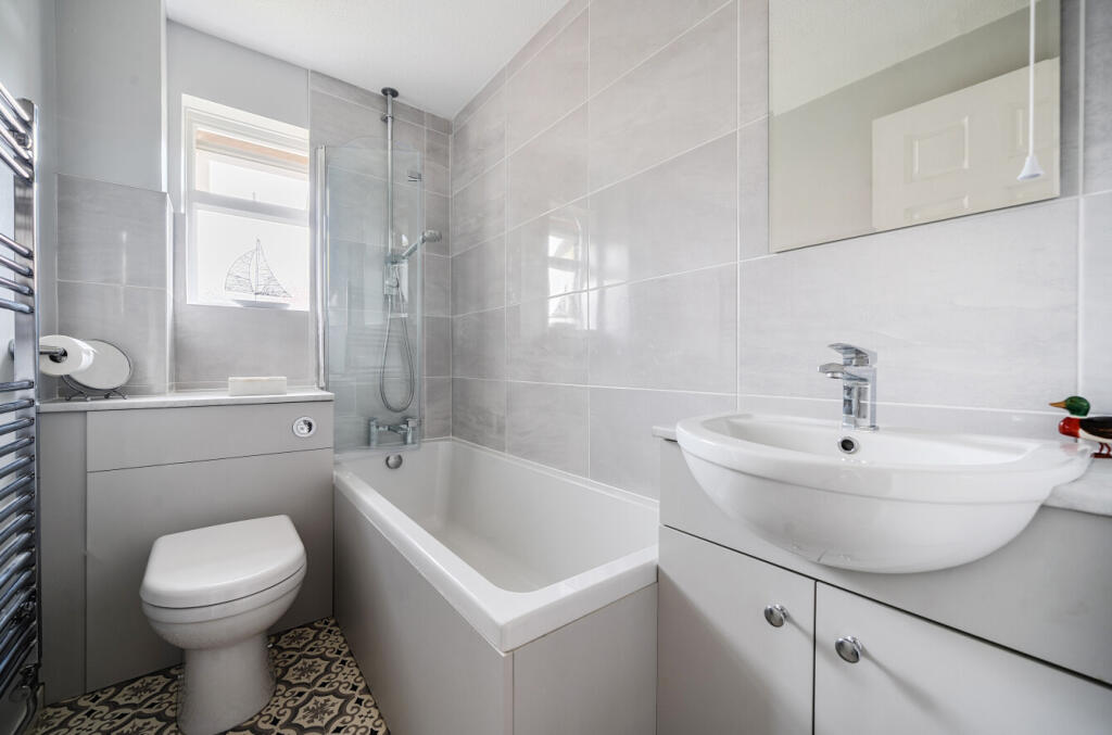 1346034-18-68b1a7...