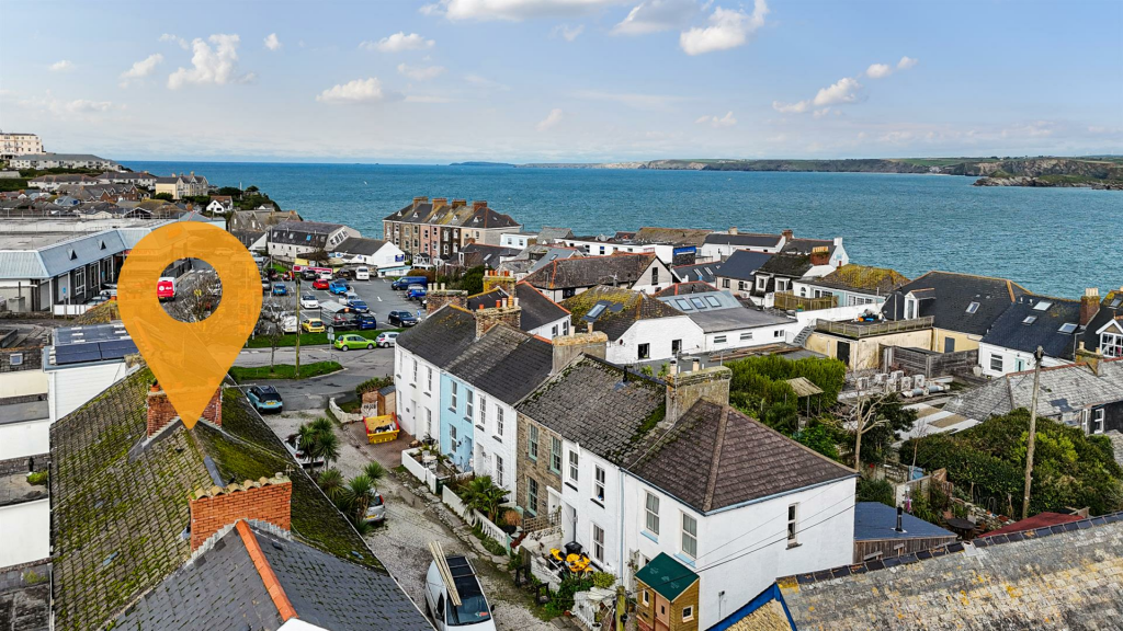 19 Broad Street Drone