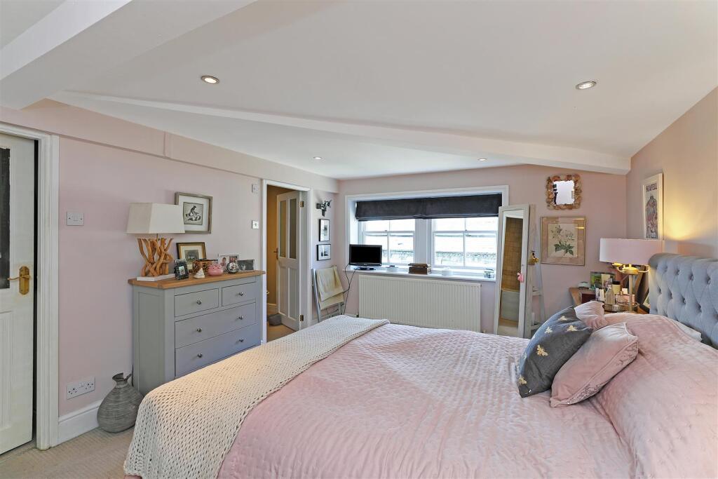 Brockwell House P.74.Photoneg.co.uk.jpg