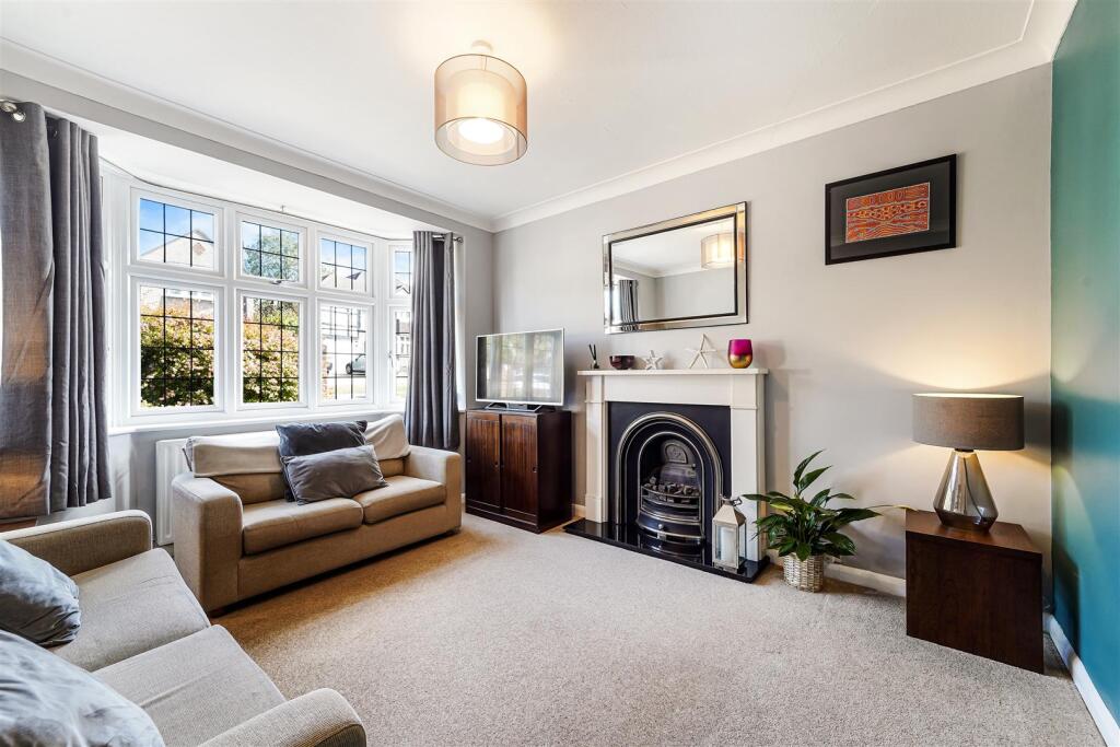 TATTENHAM GROVE (10).jpg