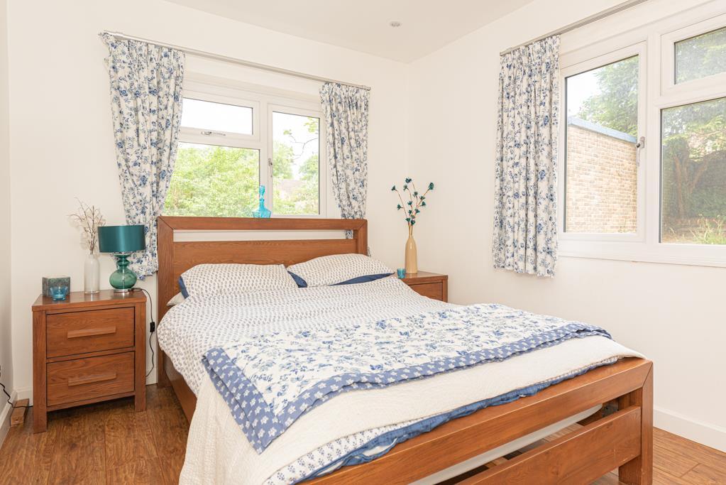 (Rightmove) 21.jpg