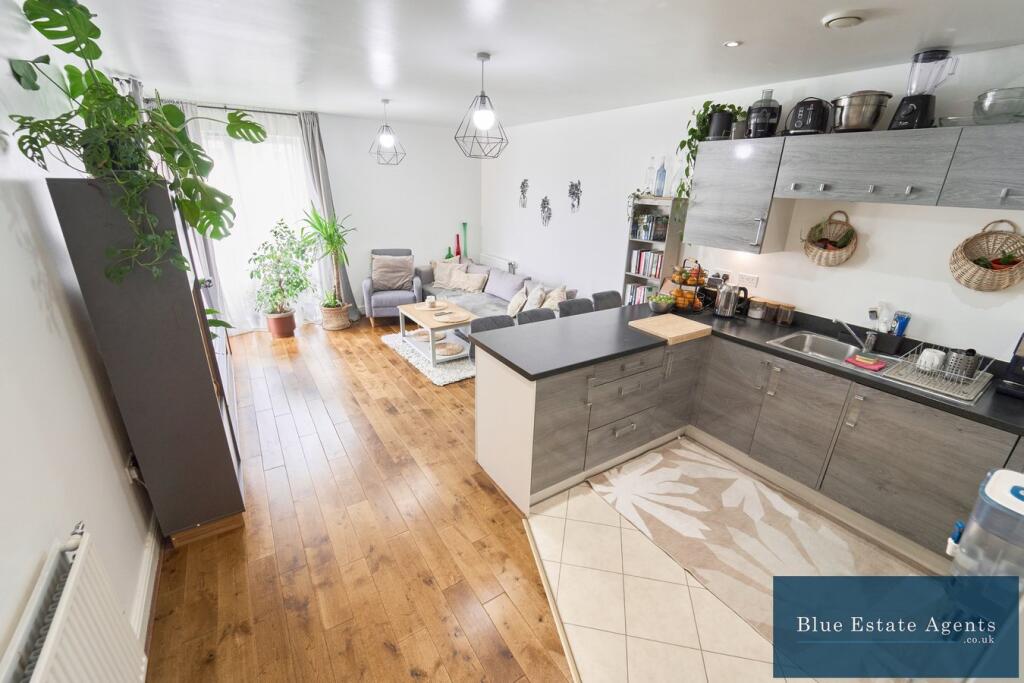 Open Plan Kitchen Lounge