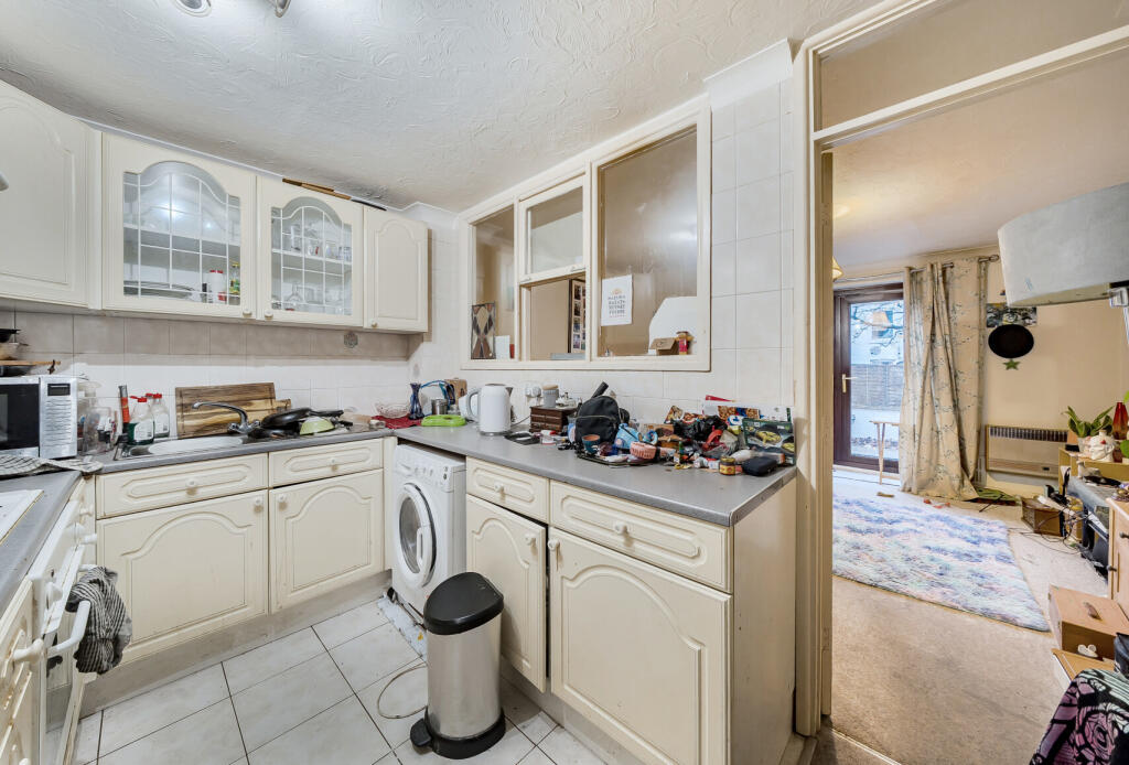 1380559-8-6917548...