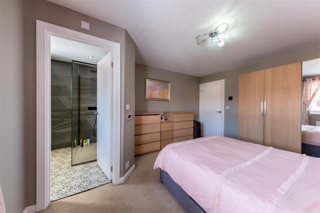 22 Wells Avenue-018.jpg