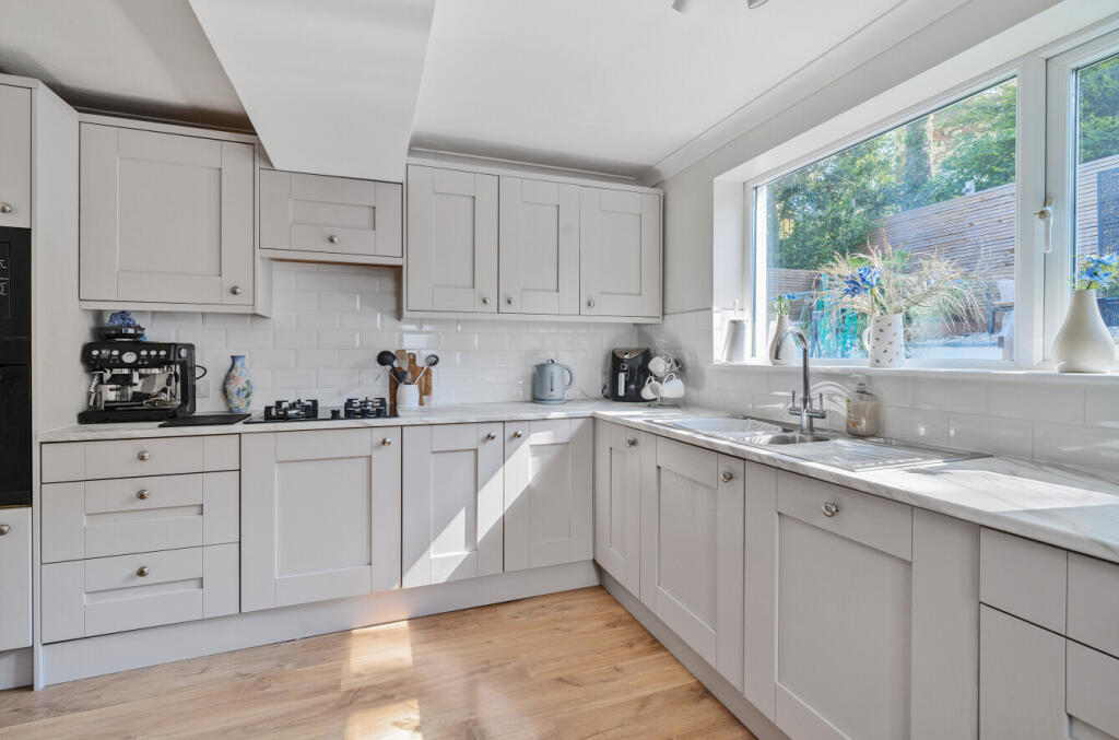 23-681e28c6a8b34-...