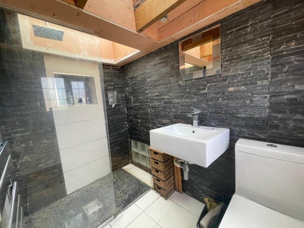 B83789c5-cc82-4719-ac65-fab0d3f7c78a T202511201328.jpg