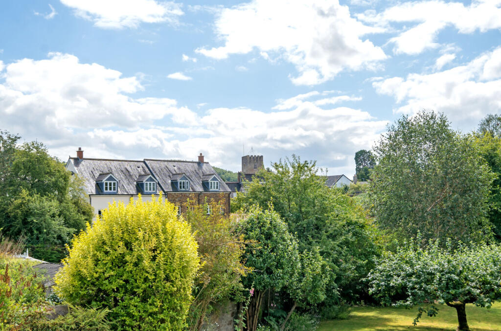 Bampton Seddons