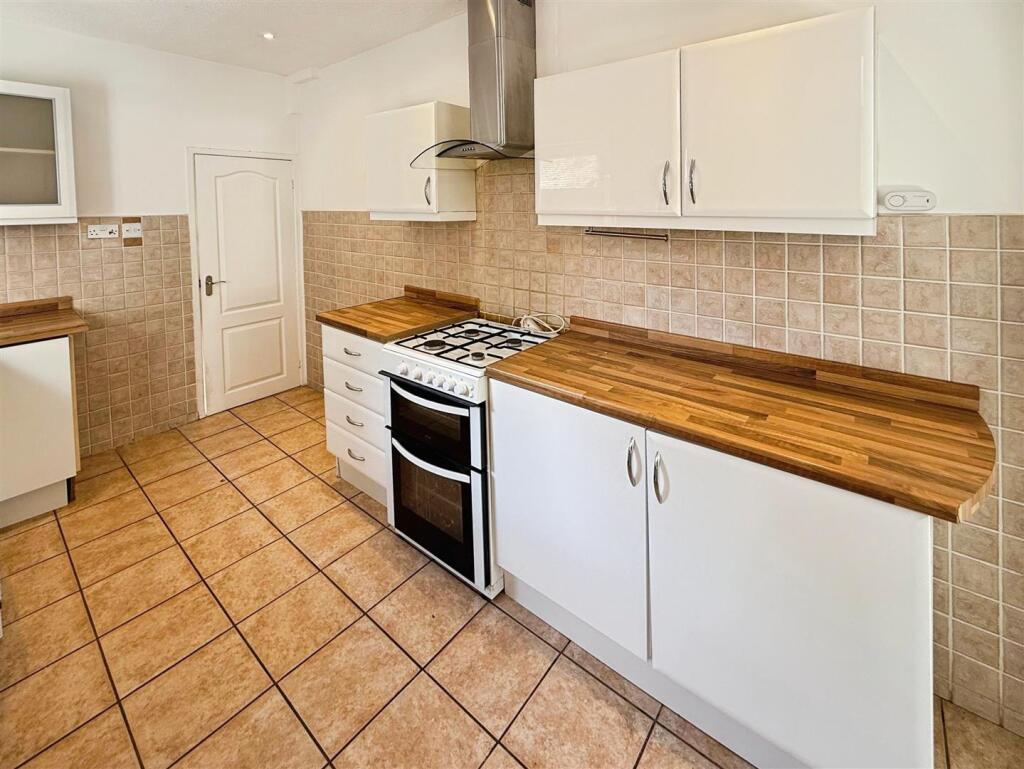 e2cdf533--4FCA-B755-E46203C7A1AC-13654-0000029C891