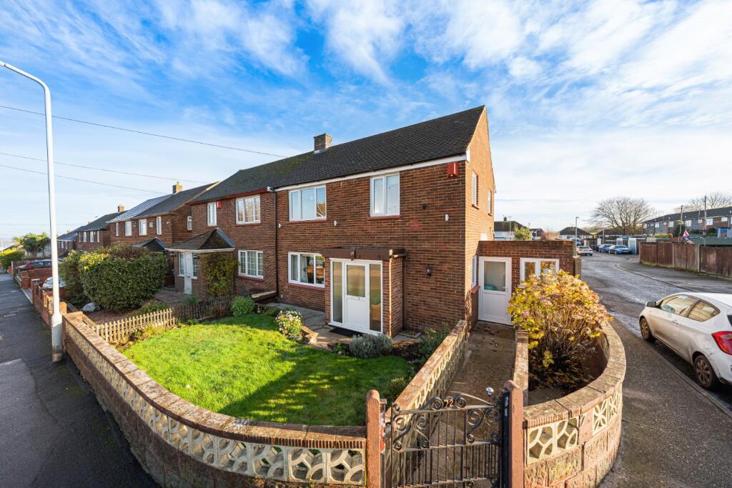 Cruden Road, Gravesend, Kent, DA12