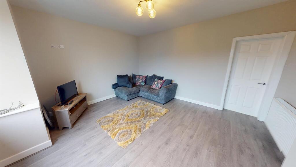 Cross Pit Lane Reception Room